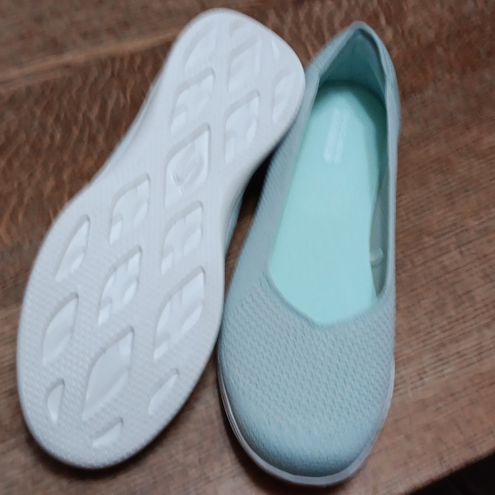 NWOT SKECHERS GEN 5 GOGA MAT SIZE 8 AQUAMARINE/BABY BLUE - Picture 4 of 11